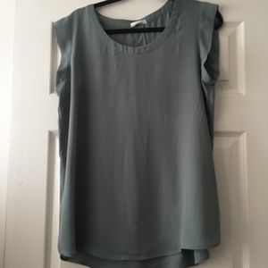 Pleione  short sleeve blouse sizeLarge